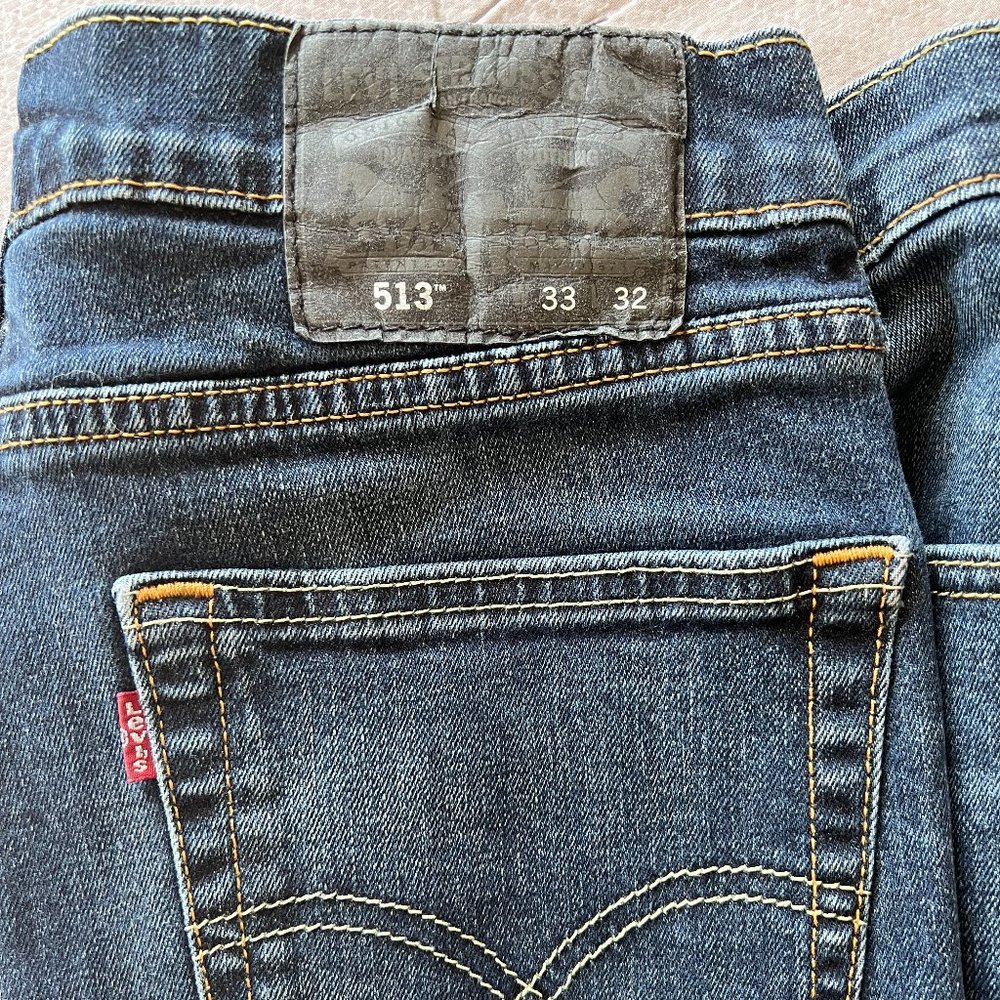 Levis 513 33x32 Medium Blue jeans